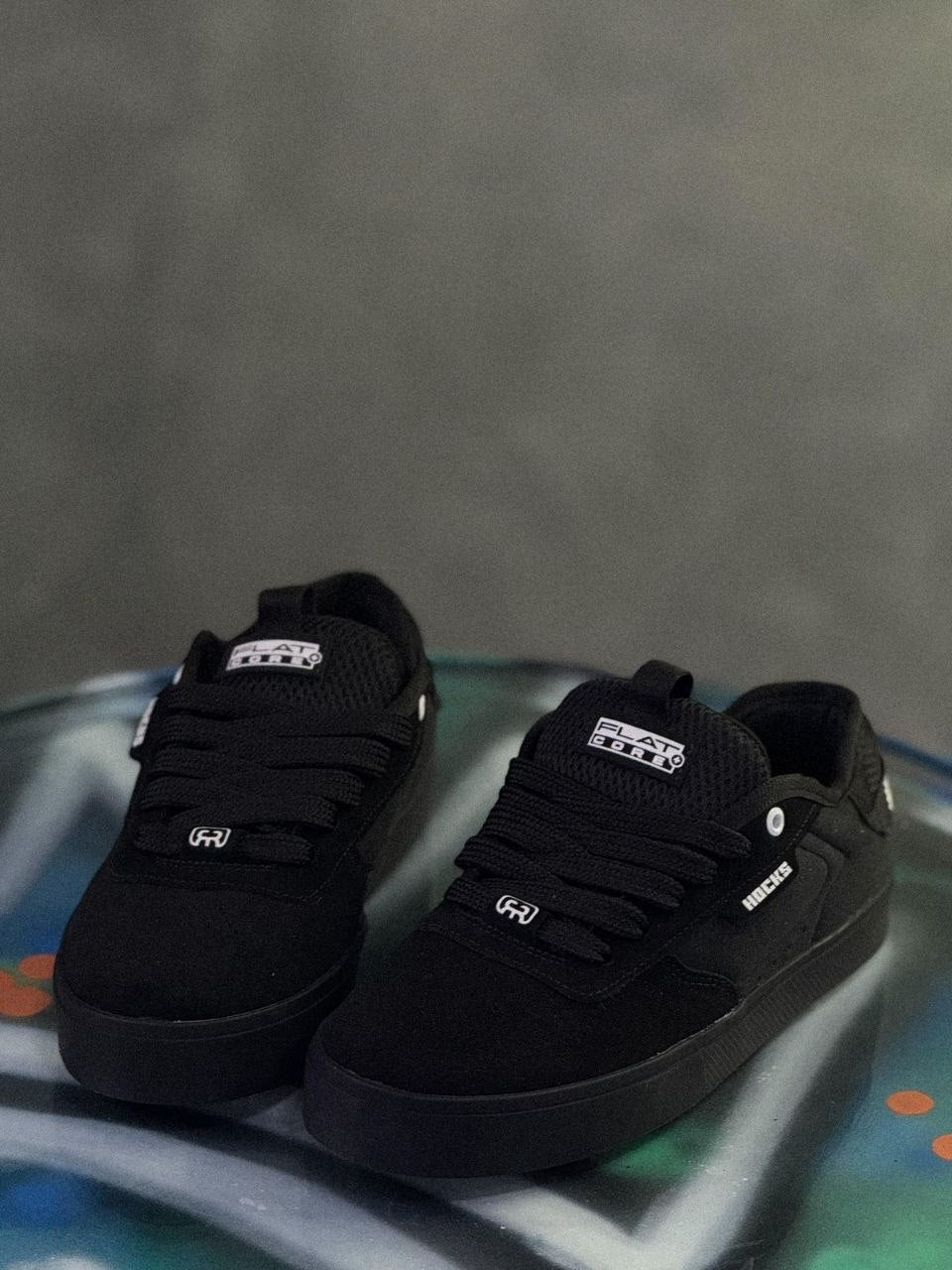 Tênis Flat Core + Extra Black