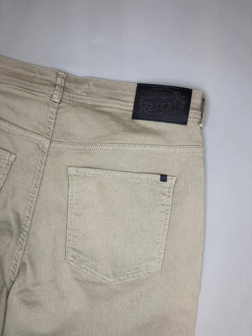 Bermuda Reserva Bege