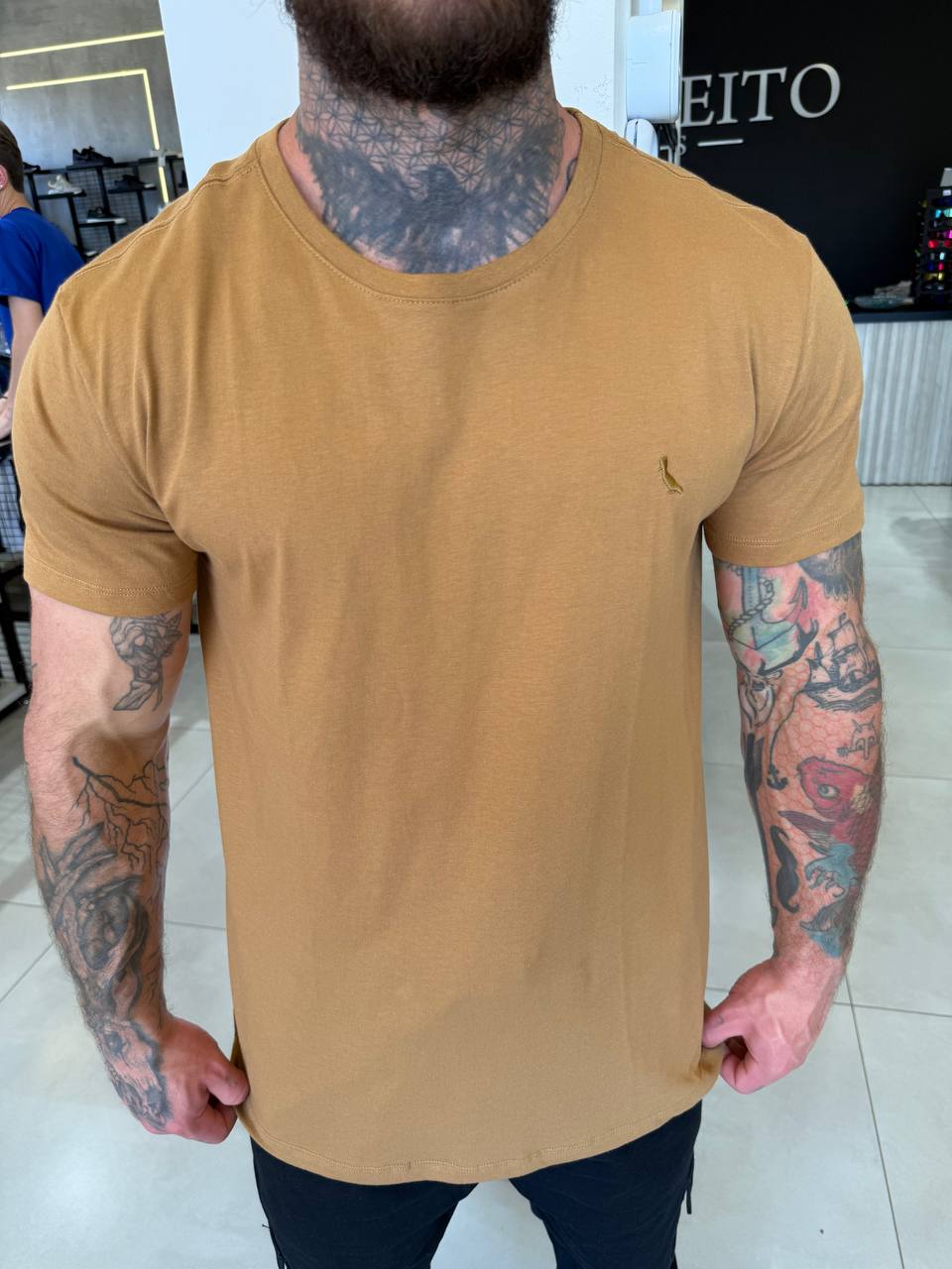 Camiseta Reserva - Marrom