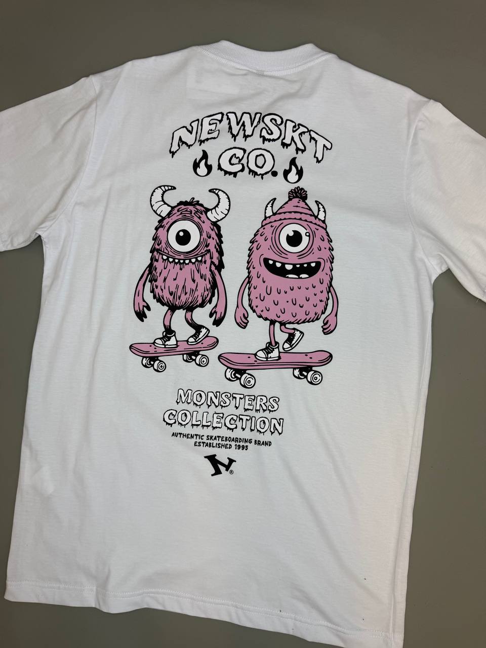 Camiseta Branca NewSkate Co.