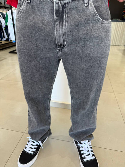 Calça Jeans Chumbo