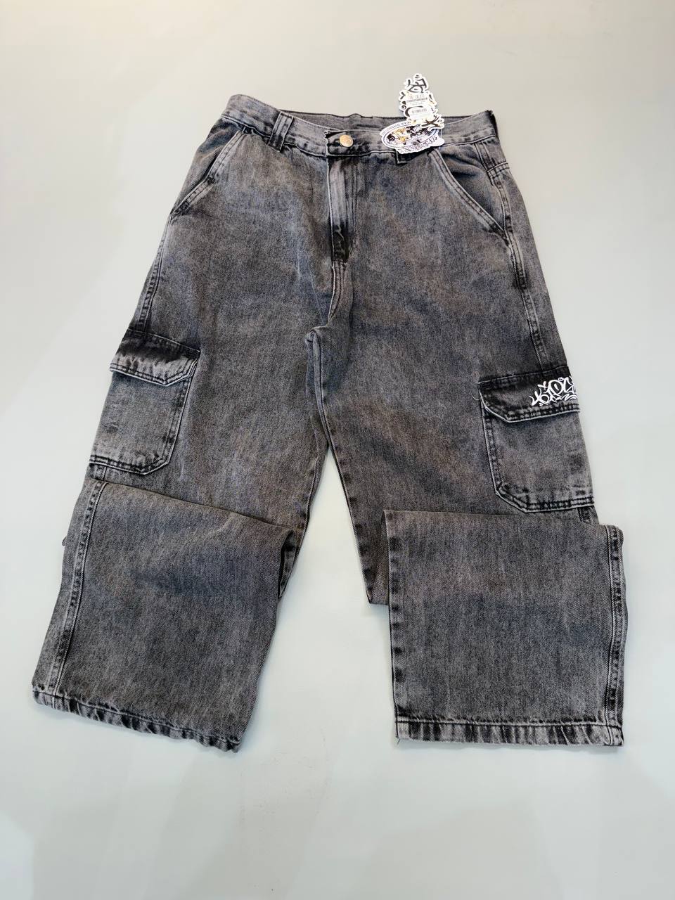 Calça Jeans Cargo Cinza Estonada