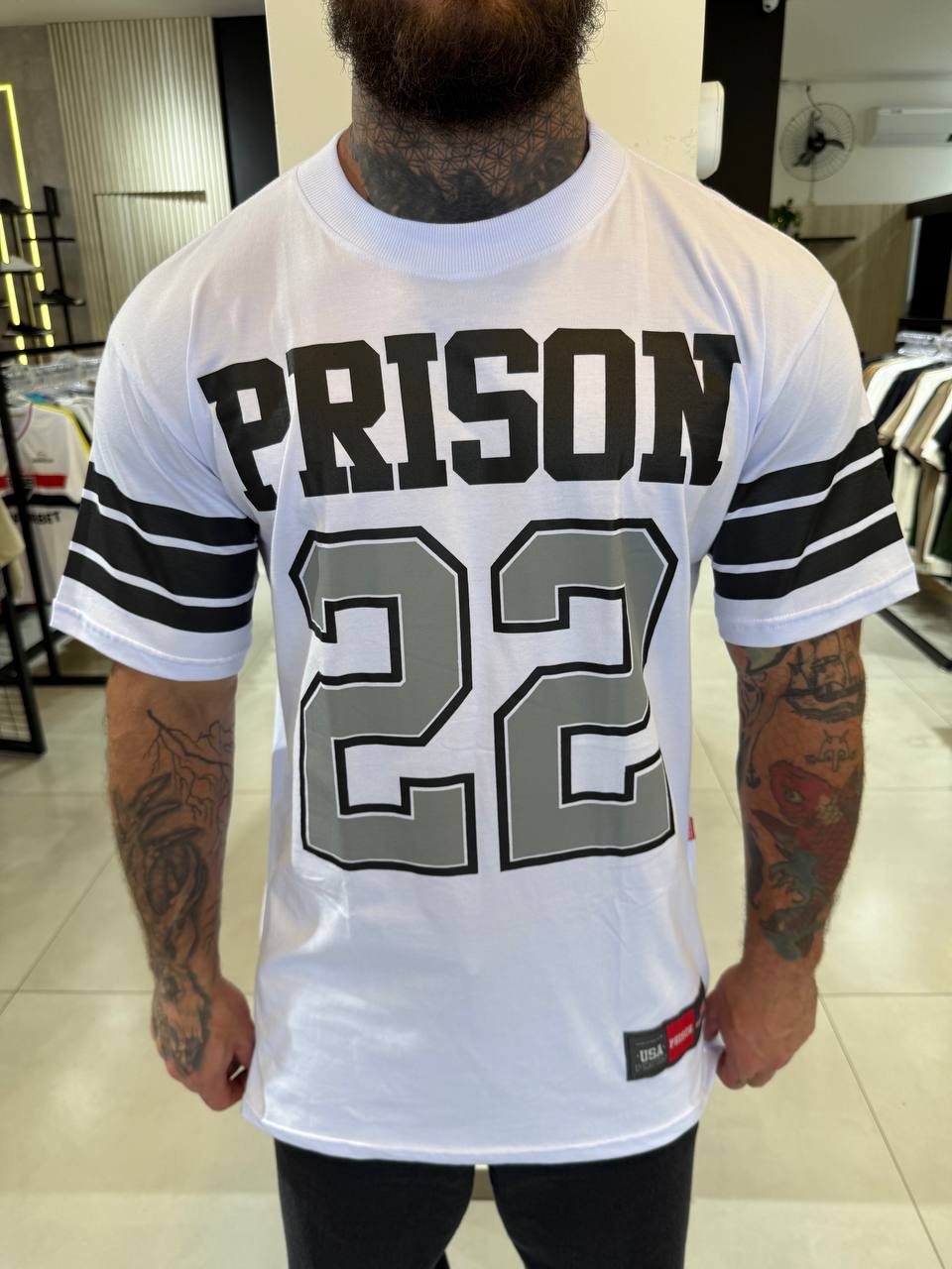 Camiseta Prison Branca